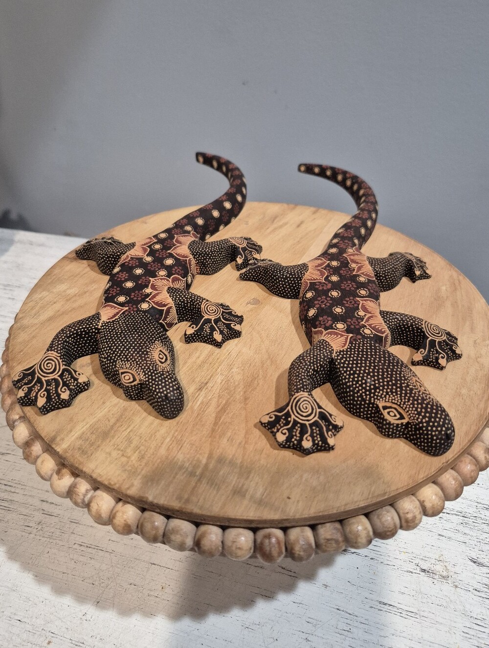 Set Of 2 Handcrafted Brown & Tan Lizard Wall Decor Wood - Reptile Tiki Decor